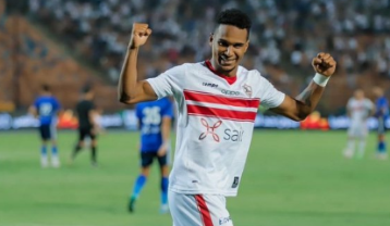 رسم تعبيري عن قوة خفية تؤثر على نادي الزمالك وشعاره
